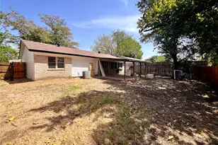 2213 E Biscayne Dr, Irving, TX 75060 - Photo 20