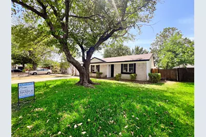 2213 E Biscayne Drive, Irving, TX 75060 - Photo 2