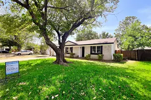 2213 E Biscayne Dr, Irving, TX 75060 - Photo 2