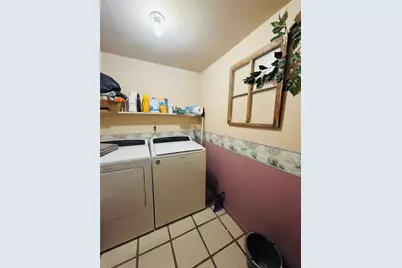 110 N Love Avenue, Florence, TX 76527 - Photo 6