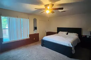110 N Love Ave, Florence, TX 76527 - Photo 18