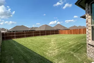 249 Lillian Ln, Waxahachie, TX 75165 - Photo 32