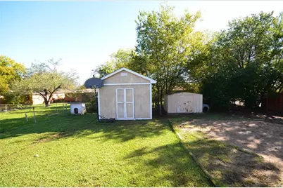 2515 N Shannon Street, Sherman, TX 75092 - Photo 20