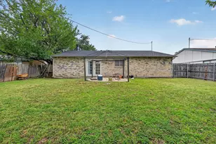 704 Levelland Dr, Arlington, TX 76017 - Photo 18