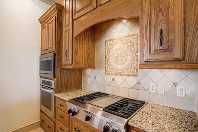 7713 Lakeview Circle, Fort Worth, TX 76179 - Photo 18