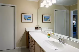 11904 Forest Lakes Ln, Dallas, TX 75230 - Photo 20