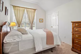 1537 Bosque Dr, Carrollton, TX 75010 - Photo 6