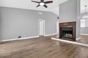 817 Pebble Beach Dr, Garland, TX 75043 - Photo 10