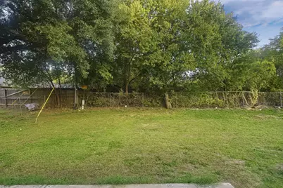 1008 Ivanhoe Street, Cleburne, TX 76033 - Photo 22