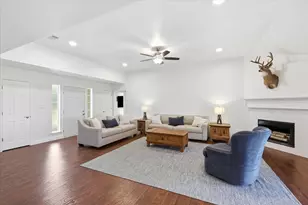 208 Cory Ct, Krum, TX 76249 - Photo 18