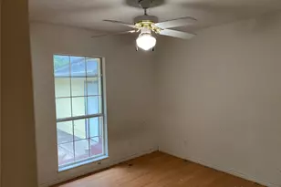 406 S Jefferson Street S, Irving, TX 75060 - Photo 14