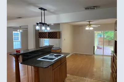 406 S Jefferson Street S, Irving, TX 75060 - Photo 10