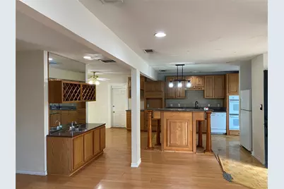 406 S Jefferson Street S, Irving, TX 75060 - Photo 8