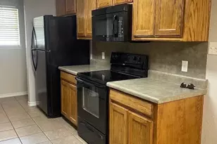 1104 11th St, Bridgeport, TX 76426 - Photo 2