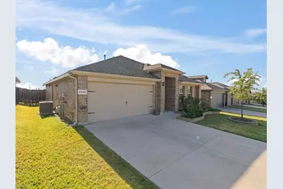 2225 Blythwood Trail, Fort Worth, TX 76108 - Photo 2