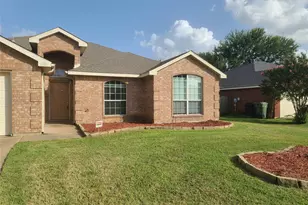 1101 Hidden Glade Dr, Mansfield, TX 76063 - Photo 2