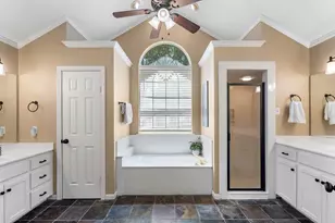 9604 Yellowstone Rd, Waco, TX 76712 - Photo 20