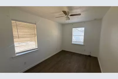 2005 Gorman Street, Dallas, TX 75223 - Photo 10