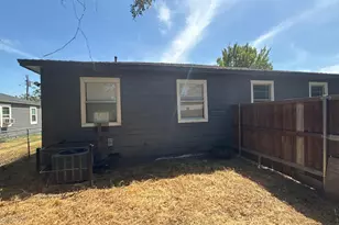 2005 Gorman St, Dallas, TX 75223 - Photo 18
