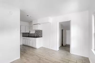2009 S 1st Street, Garland, TX 75041 - Photo 12