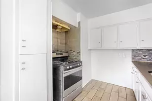 2009 S First St, Garland, TX 75041 - Photo 10