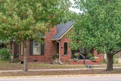 209 S Bond Street, Whitewright, TX 75491 - Photo 2