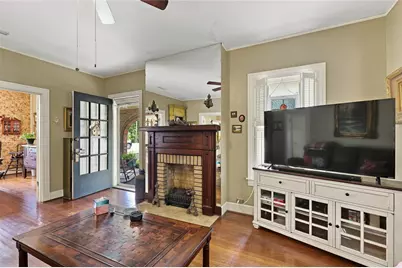 209 S Bond Street, Whitewright, TX 75491 - Photo 14