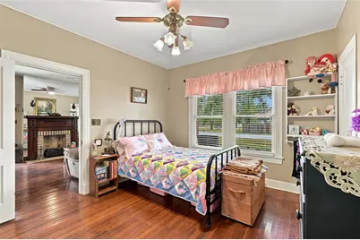 209 S Bond Street, Whitewright, TX 75491 - Photo 22