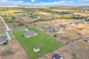 8600 County Rd 1229, Godley, TX 76044 - Photo 28