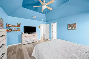 8409 Golf Club Cir, Fort Worth, TX 76179 - Photo 18
