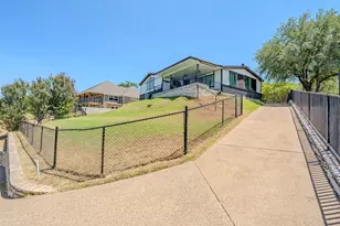 6371 Beacon Vista Cir, Granbury, TX 76049 - Photo 36