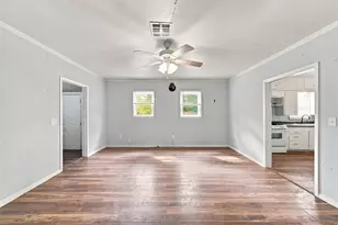 114 Ave A, Moody, TX 76557 - Photo 2