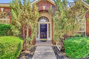 1438 Royal Oaks Dr, Frisco, TX 75036 - Photo 2