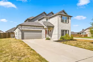 1345 Fox Gln Trl, Crowley, TX 76036 - Photo 2