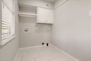 1310 W Laurel St, Sherman, TX 75092 - Photo 12