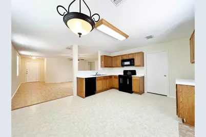16556 Jasmine Springs Drive, Fort Worth, TX 76247 - Photo 6