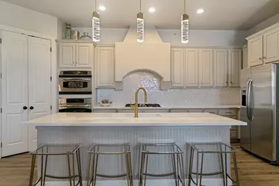 610 Via Ravello #406, Irving, TX 75039 - Photo 4