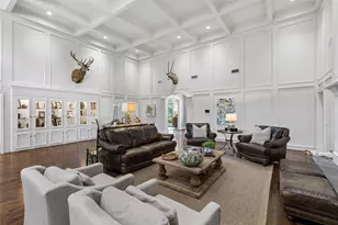 17020 Club Hill Dr, Dallas, TX 75248 - Photo 6