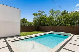 1626 Canada Dr, Dallas, TX 75212 - Photo 32