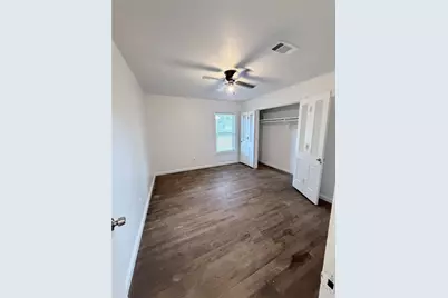 701 W Saunders Street, Trenton, TX 75490 - Photo 10