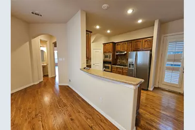 1009 Ricci Court, Irving, TX 75062 - Photo 12