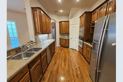 1009 Ricci Court, Irving, TX 75062 - Photo 14