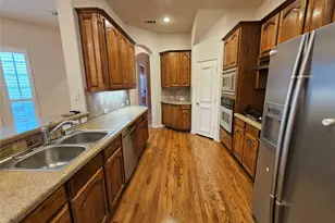 1009 Ricci Ct, Irving, TX 75062 - Photo 14