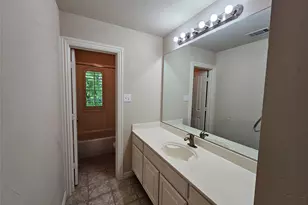 1009 Ricci Ct, Irving, TX 75062 - Photo 26