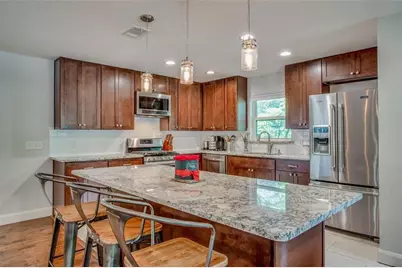 2824 W Kiest Boulevard, Dallas, TX 75233 - Photo 4