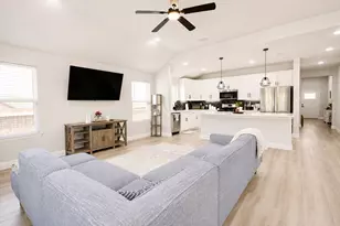 1420 Marshall St, Greenville, TX 75401 - Photo 14