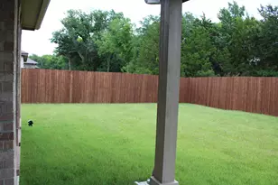 2510 Clayton St, Glenn Heights, TX 75154 - Photo 6