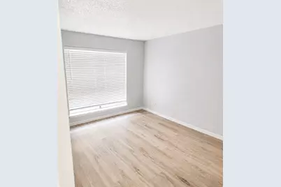 8110 Skillman Street #1002, Dallas, TX 75231 - Photo 6