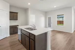 1904 Freeman St, Tyler, TX 75704 - Photo 4