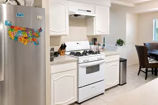 3122 Lark Ln, Irving, TX 75062 - Photo 6
